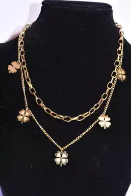 Collier trèfle a quatre feuilles or