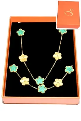 Coffret fleur fleur bijoux collection hervé aliex Or
