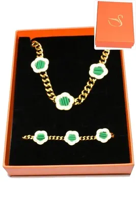 Coffret fleur bijoux collection hervé aliex Or