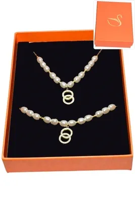 Coffret infini parure bijoux collection hervé aliex Or